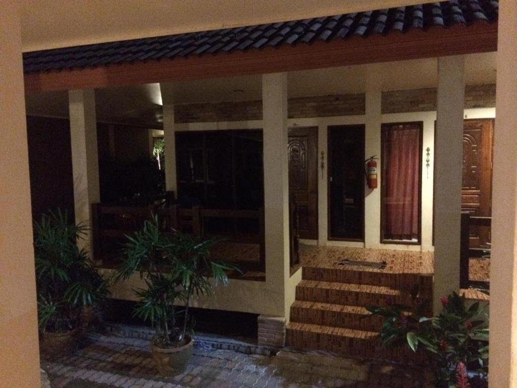Chaya Resort Ao Nang Exteriör bild